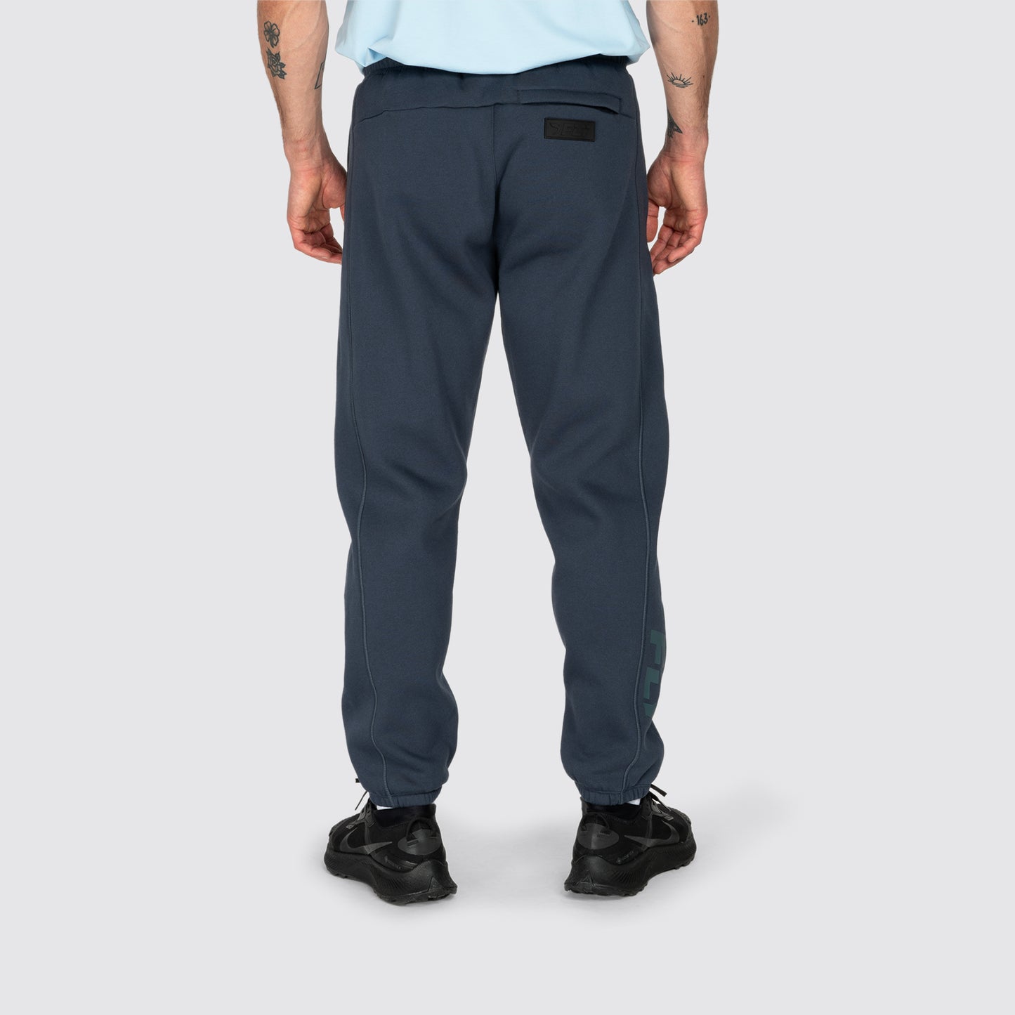 Undisputed Relaxed Fit Joggers (7005802266693)