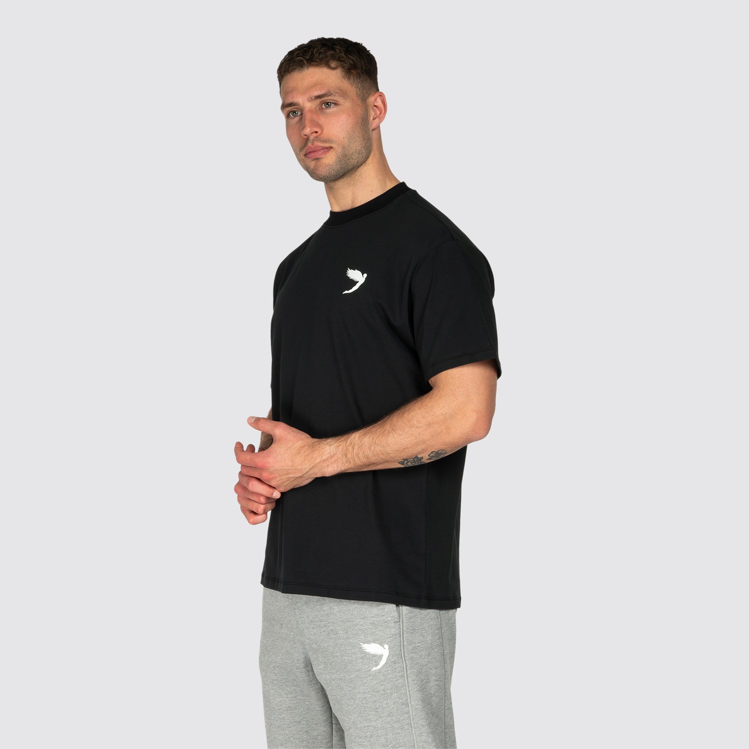 Undisputed Relaxed Fit Tee Black (7005803249733)