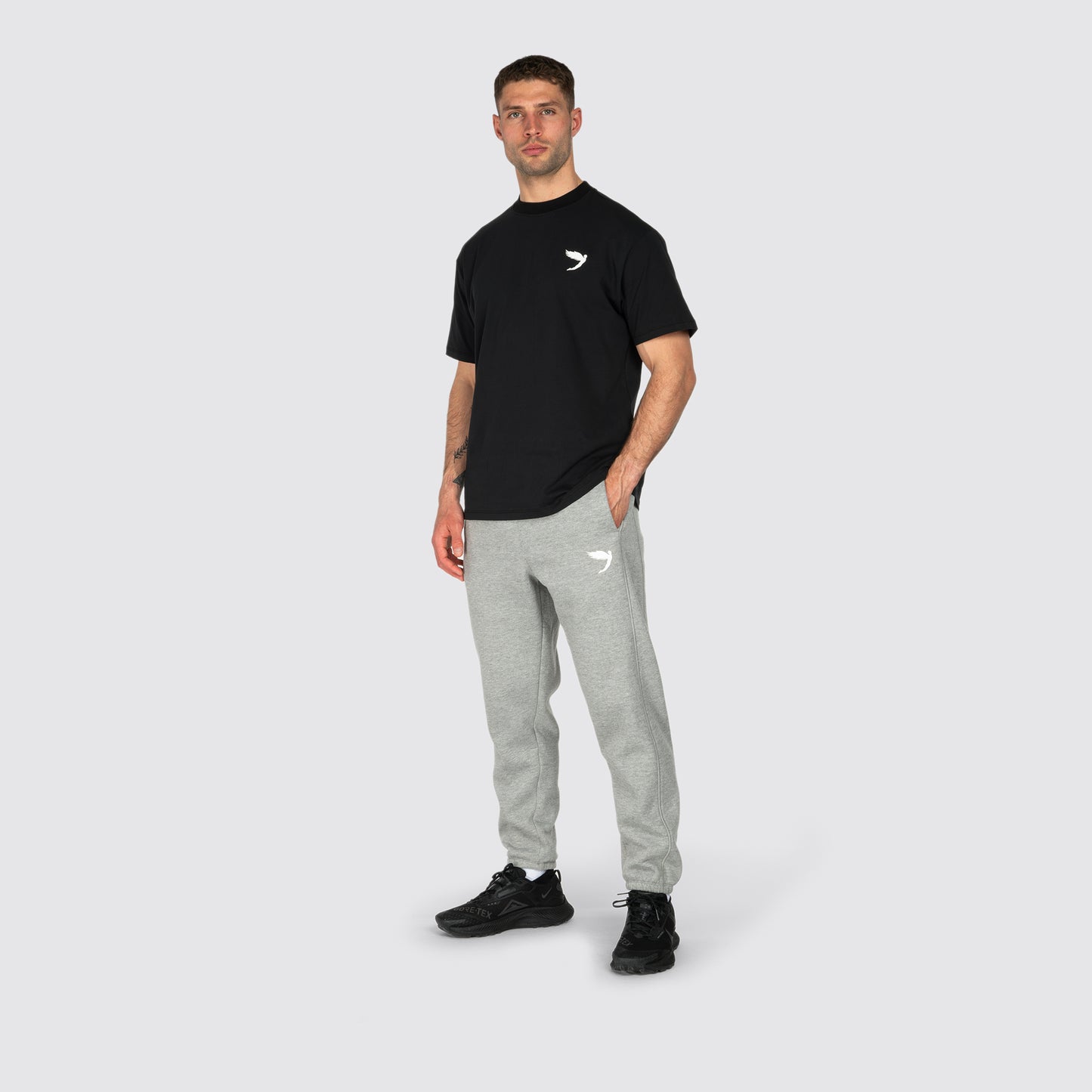 Undisputed Relaxed Fit Tee Black (7005803249733)